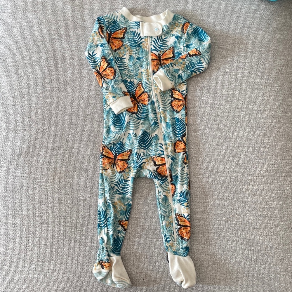 NWOT Burt’s Bees Baby Onesie Monarch Butterflies 3-6 Month